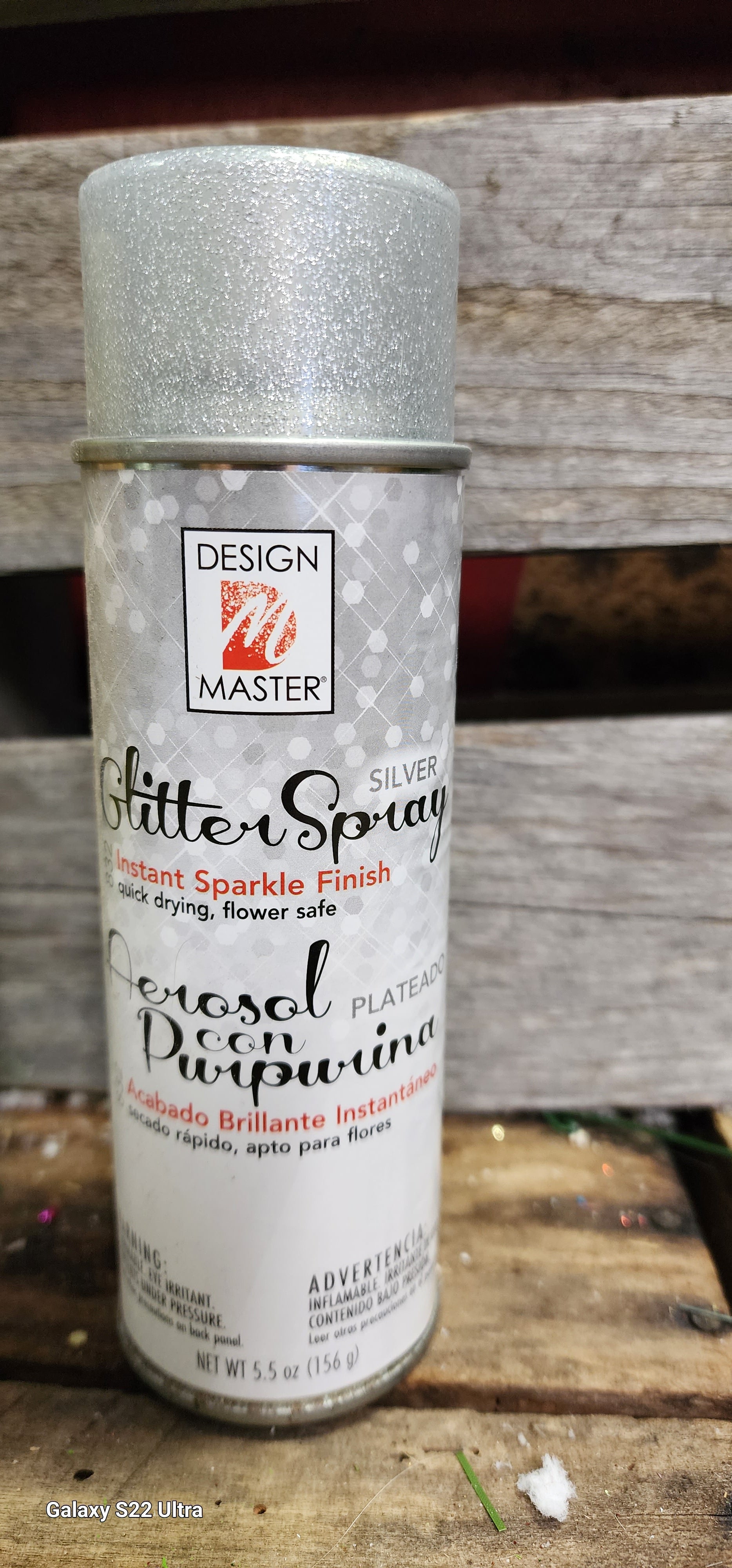 Glitter Spray Silver or Gold – Florist Wreath Supply