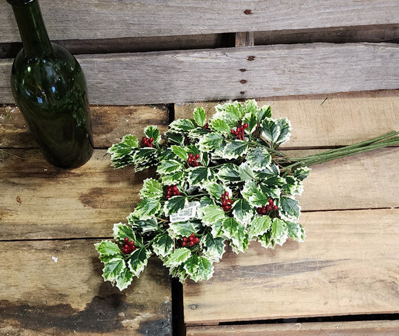 High Quality Faux Holly Stems 6 stems