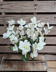 22" White Silk Alstromaria Bush x9 Stems