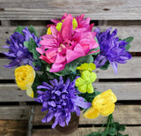 18" Silk Mum and Rannuculus Bush x 9