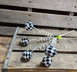 16" Harlequin Ball Spray