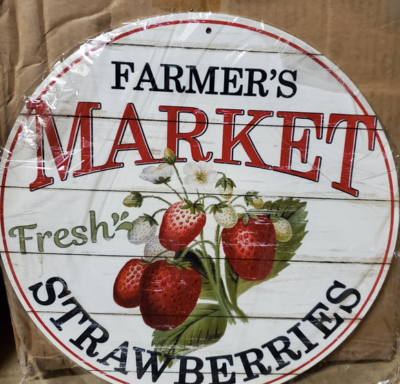 Farmers Market Fresh Strawberries Round Metal Wreath Sign