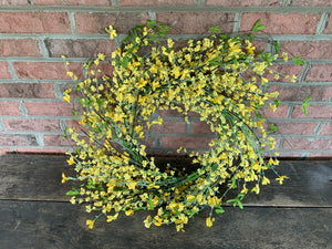 29" Forget Me Not & Berry Wreath - Yellow