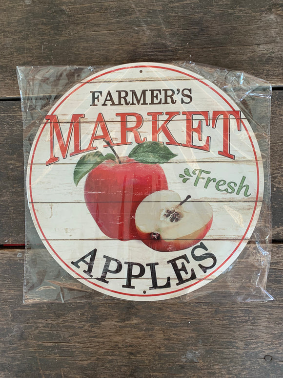 Farmers Market Fresh Apples Round Metal Wreath Sign